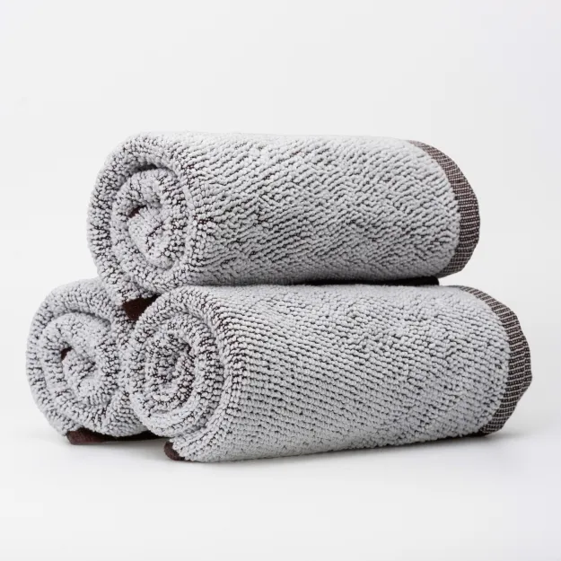 Ormire POPCORN | Textured bath towel 140×70 cm 600 gsm